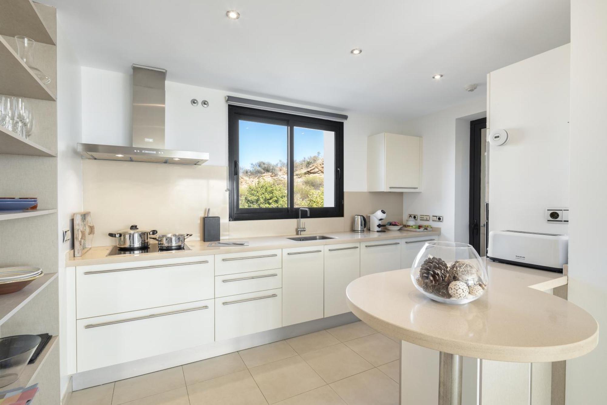 Spectacular Views - Luxury Apartment In Resort - Marbella Hills Экстерьер фото